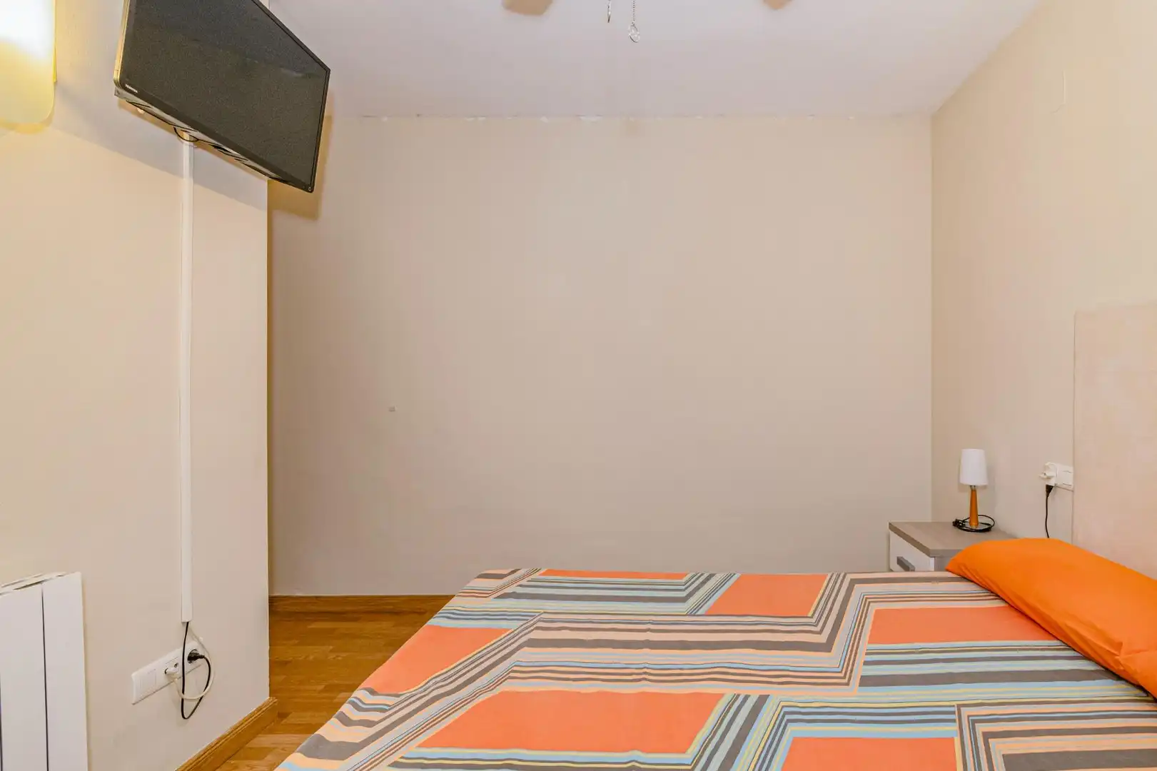 Habitación de Planta baja en venta en La Zubia con Aire acondicionado y Calefacción