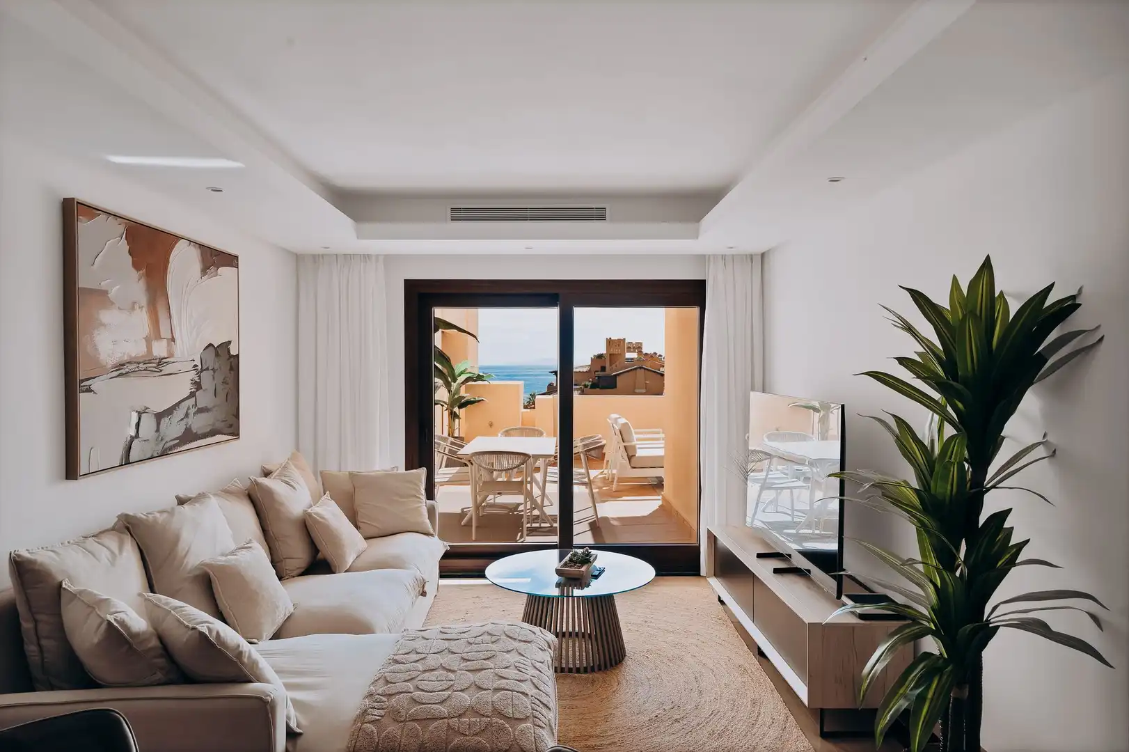 Sala d'estar de Àtic de lloguer en Estepona amb Terrassa