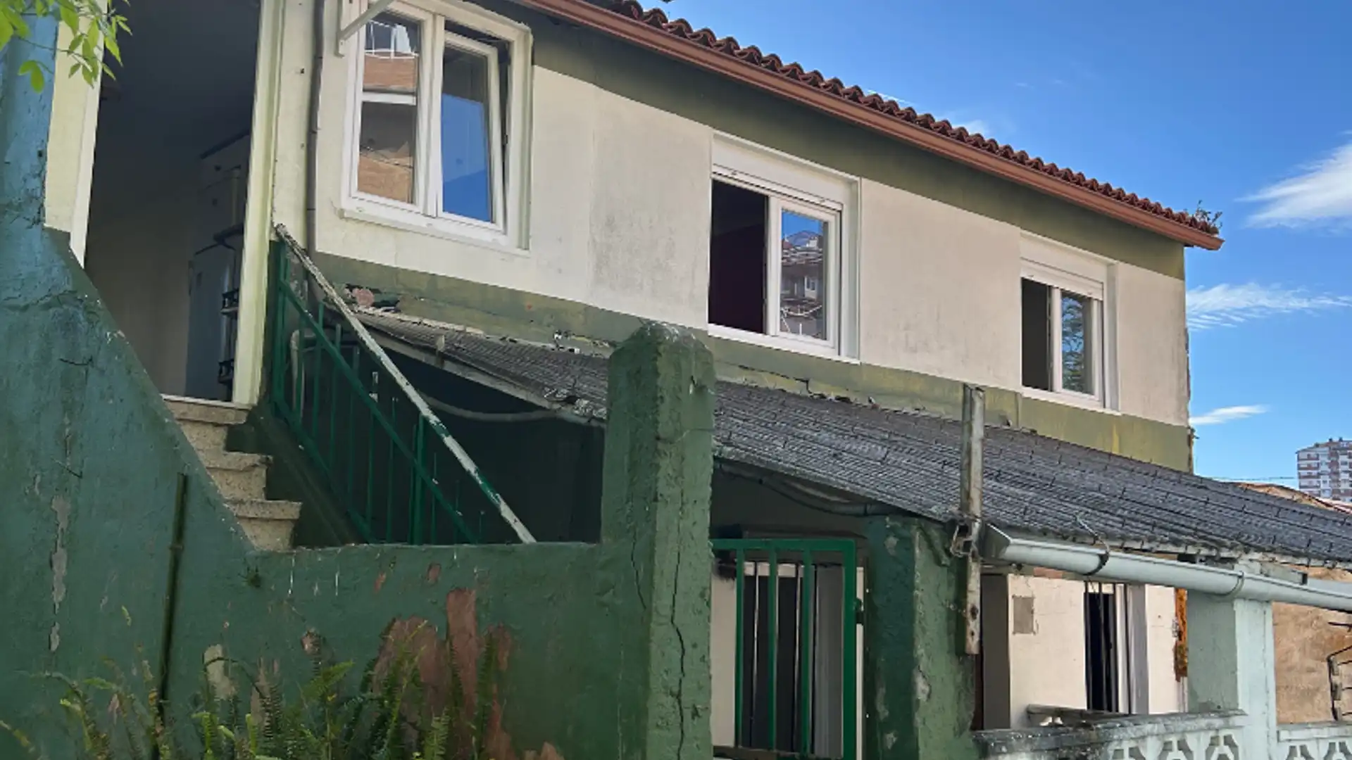 Vista exterior de Casa adosada en venta en Vigo 