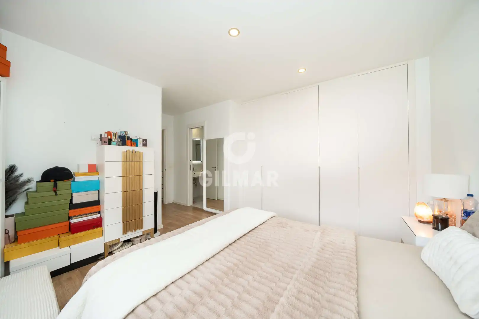 Bedroom of Flat for sale in Madrid  with Heating, Private garden and Storage room