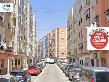 Piso con ascensor en venta en Calle DAROCA
