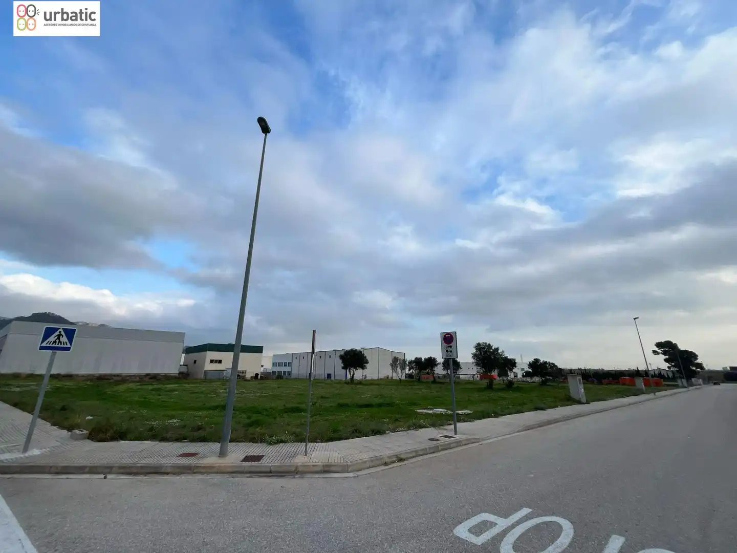 Terreno industrial en venta en Xeresa