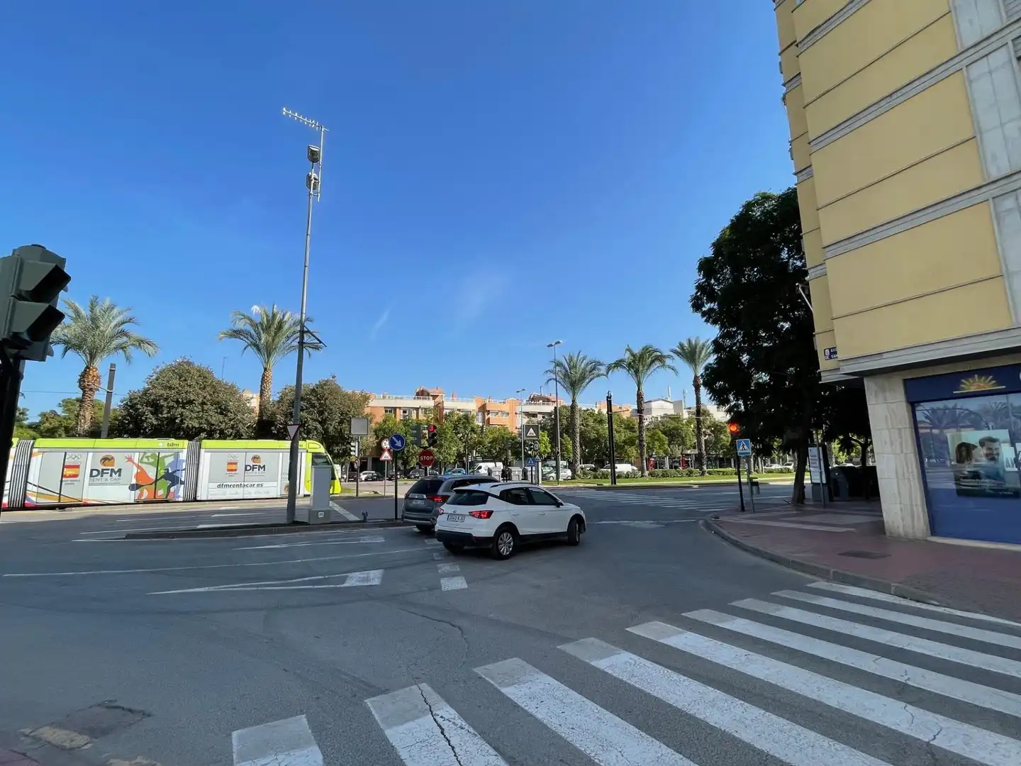 Außenansicht von Garage zum Verkauf in Murcia
