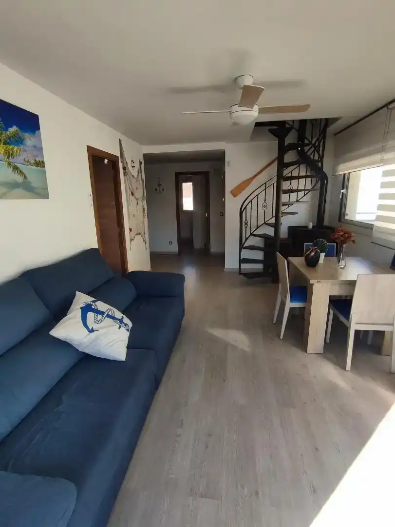 Sala d'estar de Apartament en venda en Calonge i Sant Antoni amb Aire condicionat i Balcó