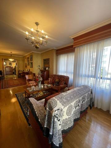 Piso en Venta en Milán - Pumarín