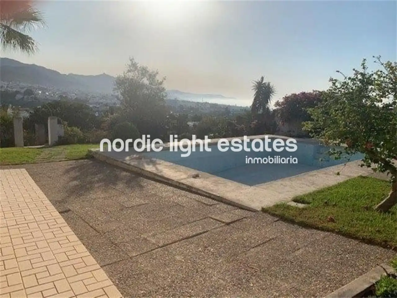 Casa con piscina in vendita a Avda Pescia - Ctra de Frigiliana, imagen 3