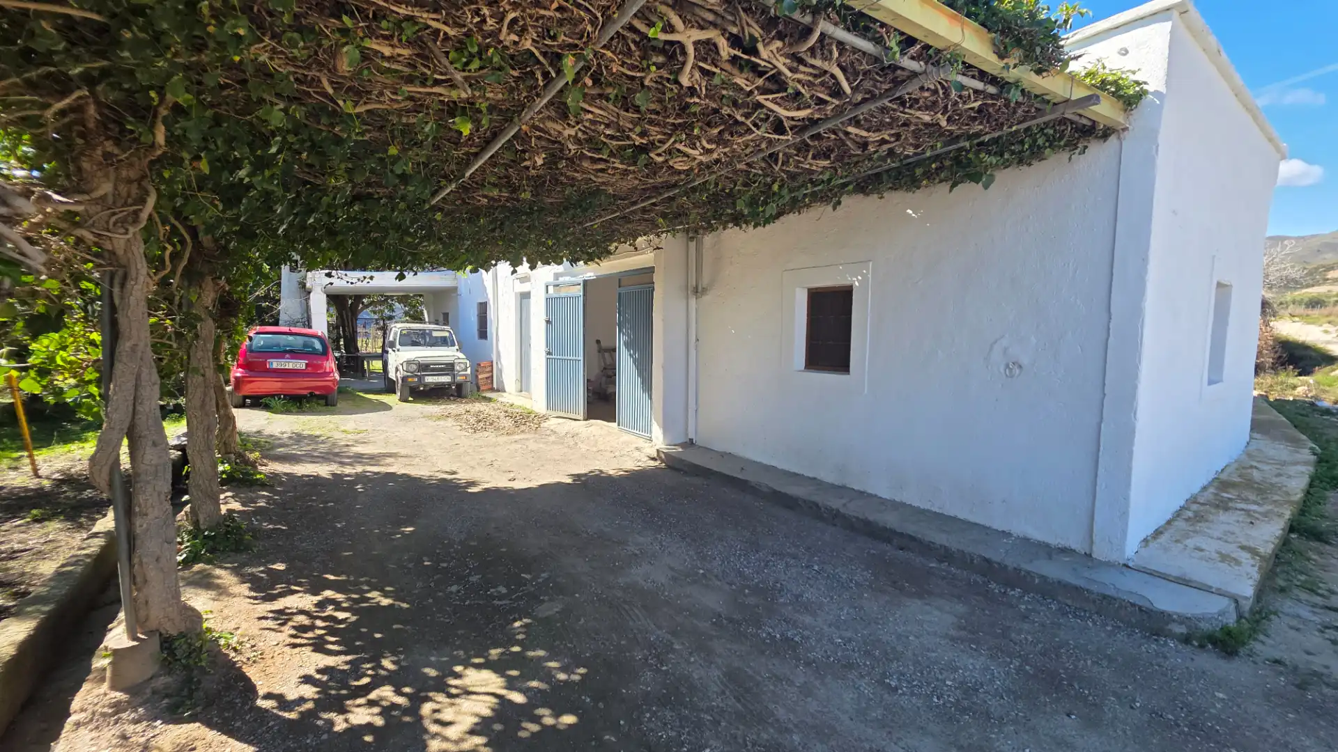 Parking of Country homes for sale in Padules, Almería