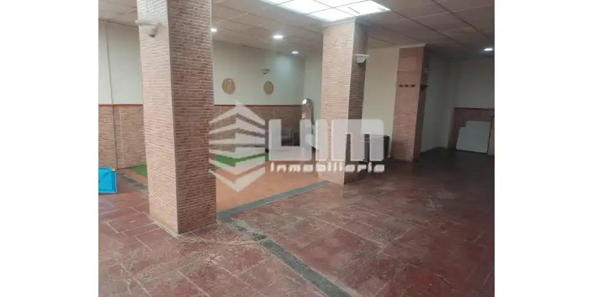 Local en venda en Sagunto / Sagunt amb Terrassa