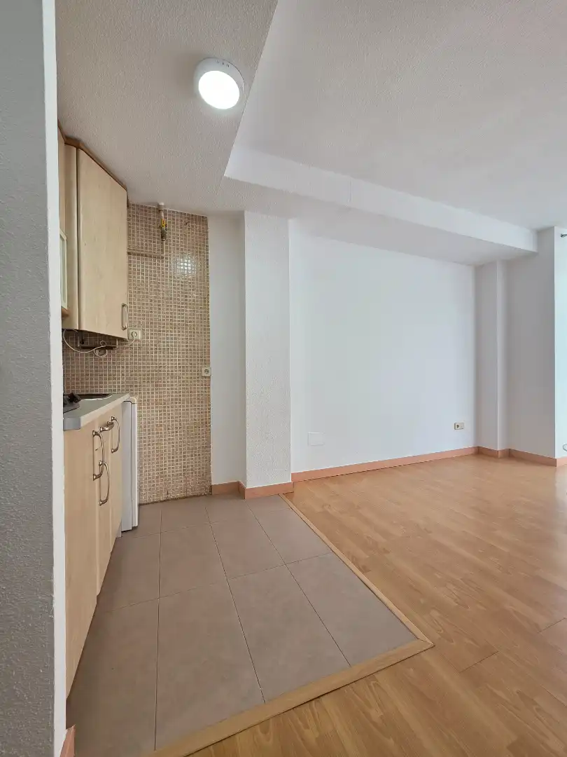 Kitchen of Flat for sale in Madrid  with Air Conditioner, Heating and Private garden