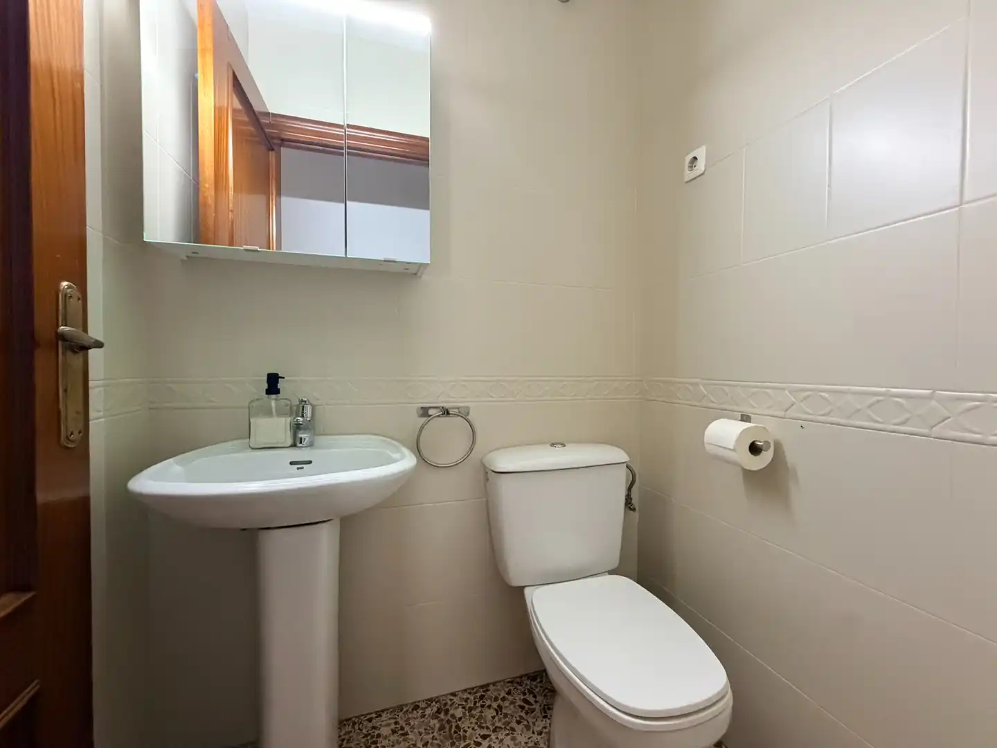 Baño de Piso de alquiler en Cartagena con Aire acondicionado, Terraza y Amueblado