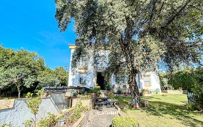 Jardí de Casa o xalet en venda en Tomares amb Aire condicionat, Jardí privat i Piscina