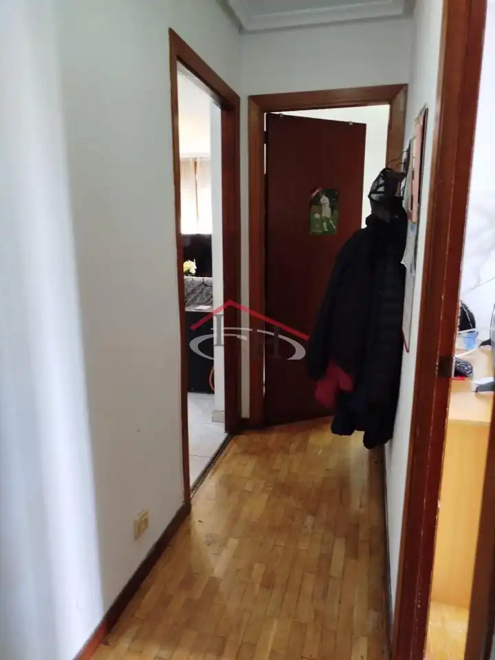 Piso en venta en León Capital  con Calefacción y Parquet