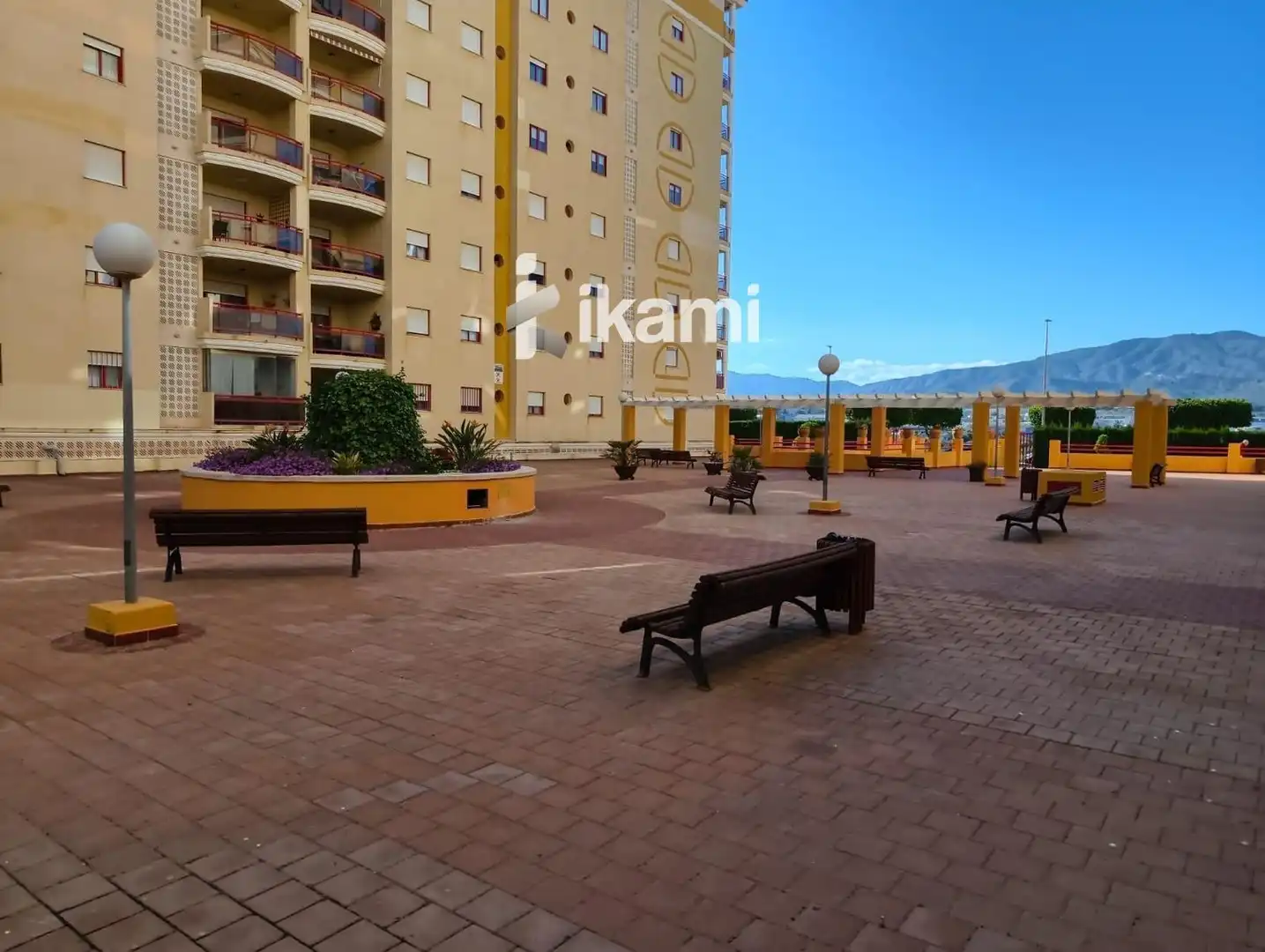 Außenansicht von Wohnung zur Miete in Villajoyosa / La Vila Joiosa mit Klimaanlage, Heizung und Terrasse