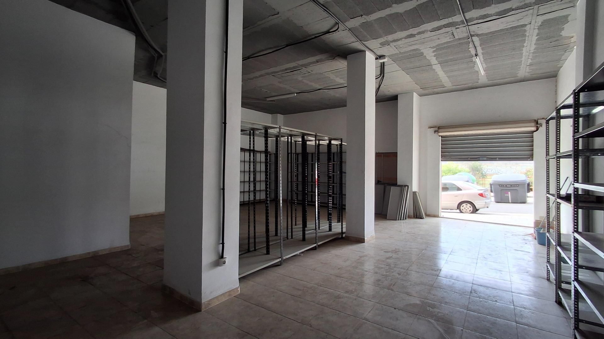 Premises to rent in Paterna