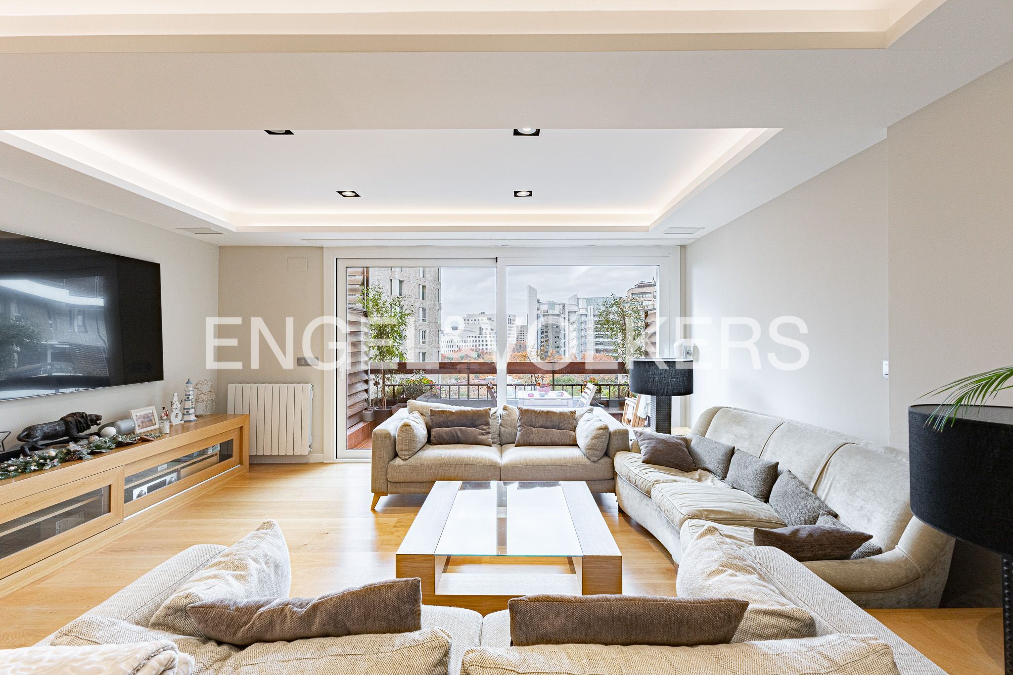 Living room of Apartment for sale in  Barcelona Capital  with Air Conditioner, Heating and Terrace