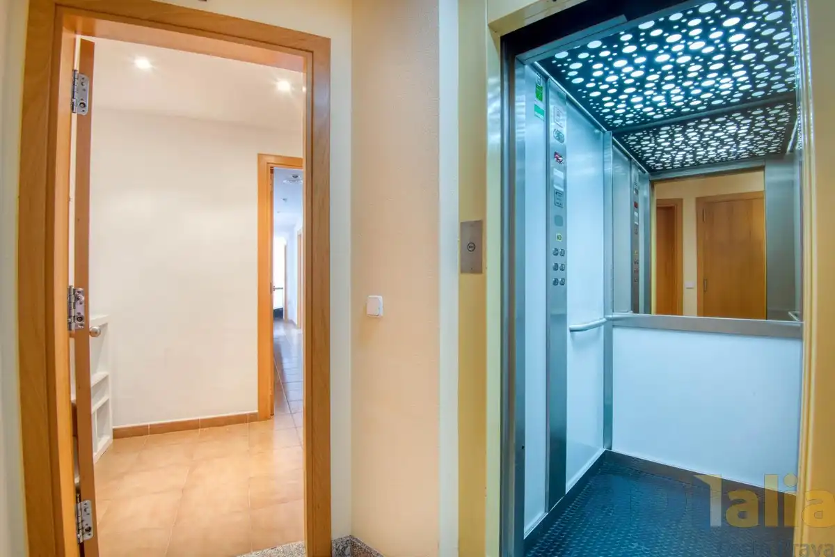 Duplex with pool for sale in Carrer de Llevant 21, imagen 24