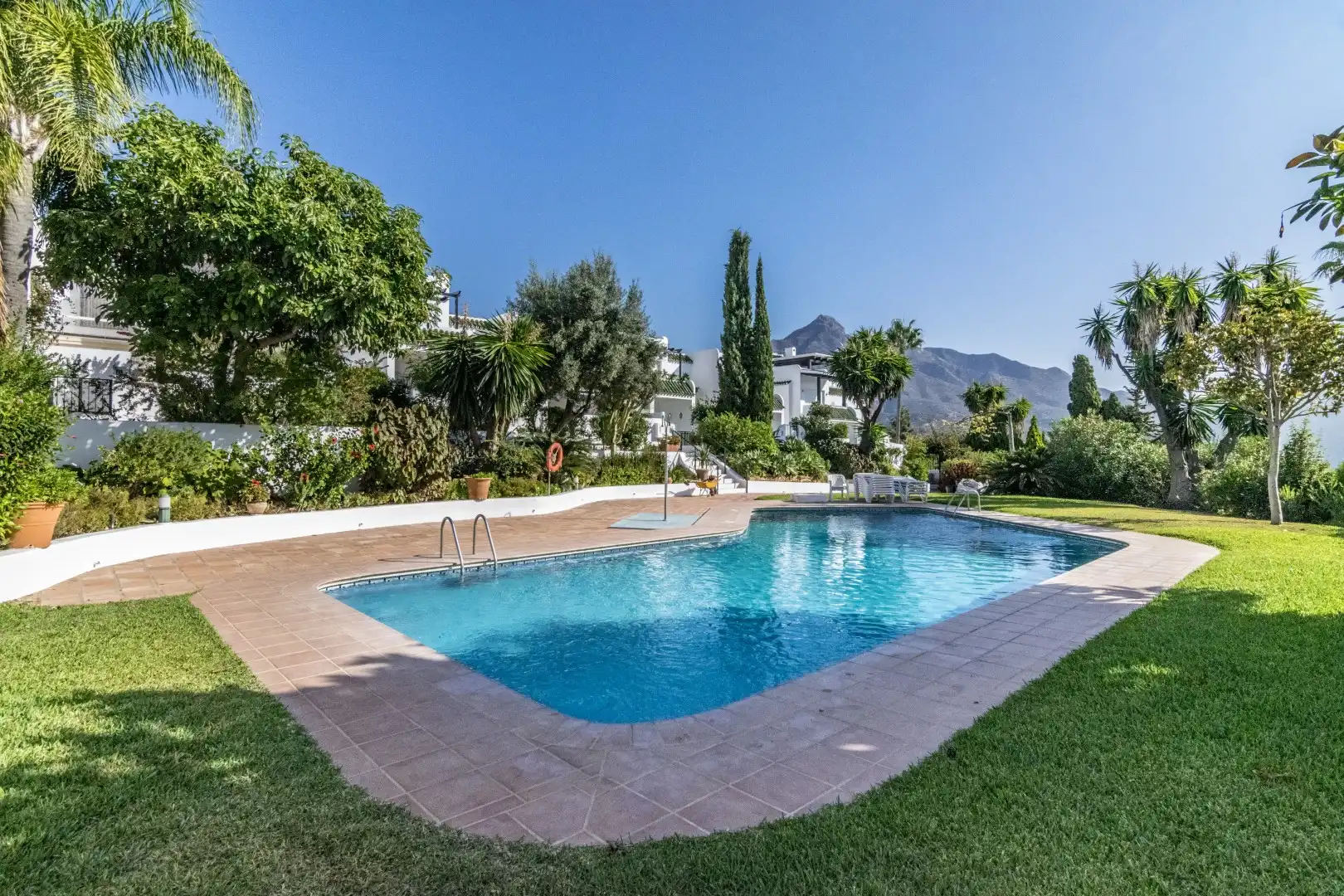 Adossat amb piscina en venda a Nueva Andalucía, imagen 36