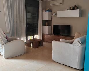 Living room of Single-family semi-detached to rent in Mont-roig del Camp  with Air Conditioner, Heating and Private garden
