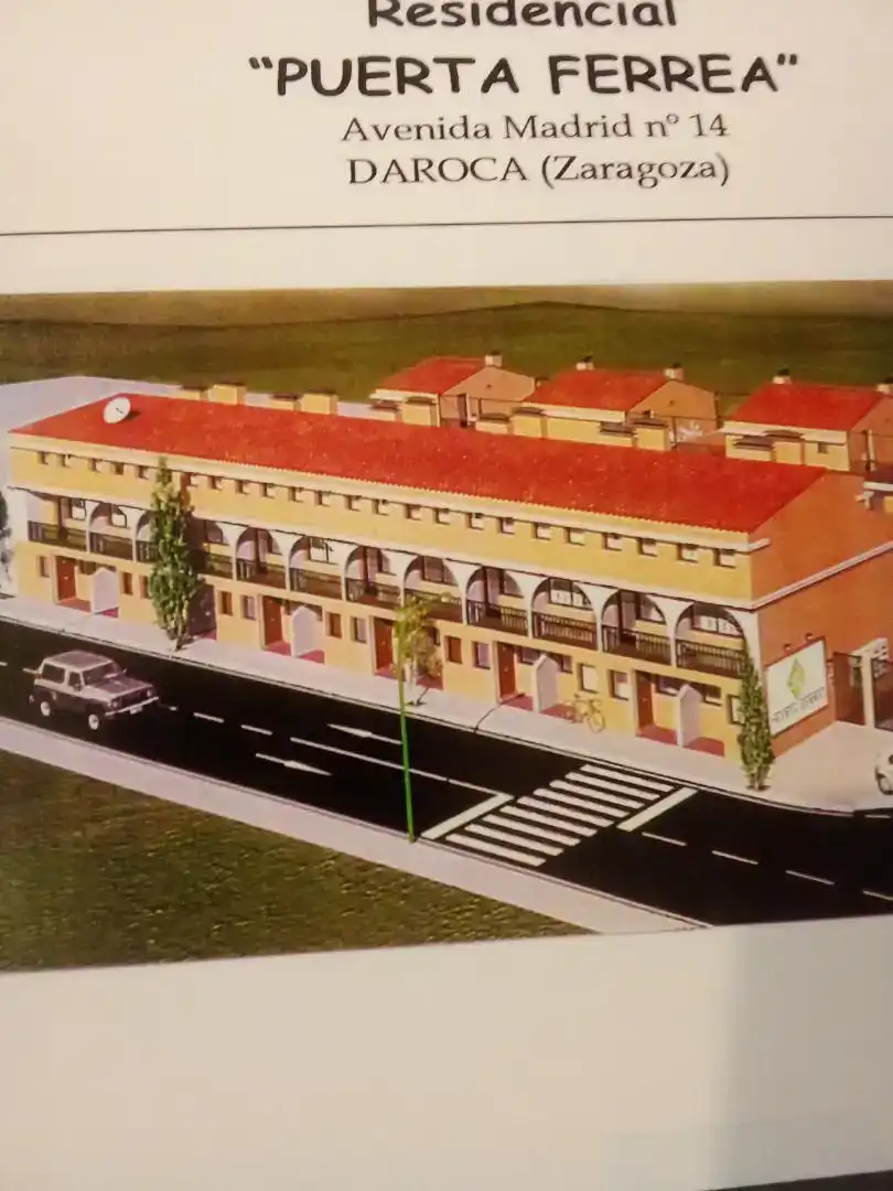 Vista exterior de Casa adosada en venda en Daroca amb Jardí privat i Balcó