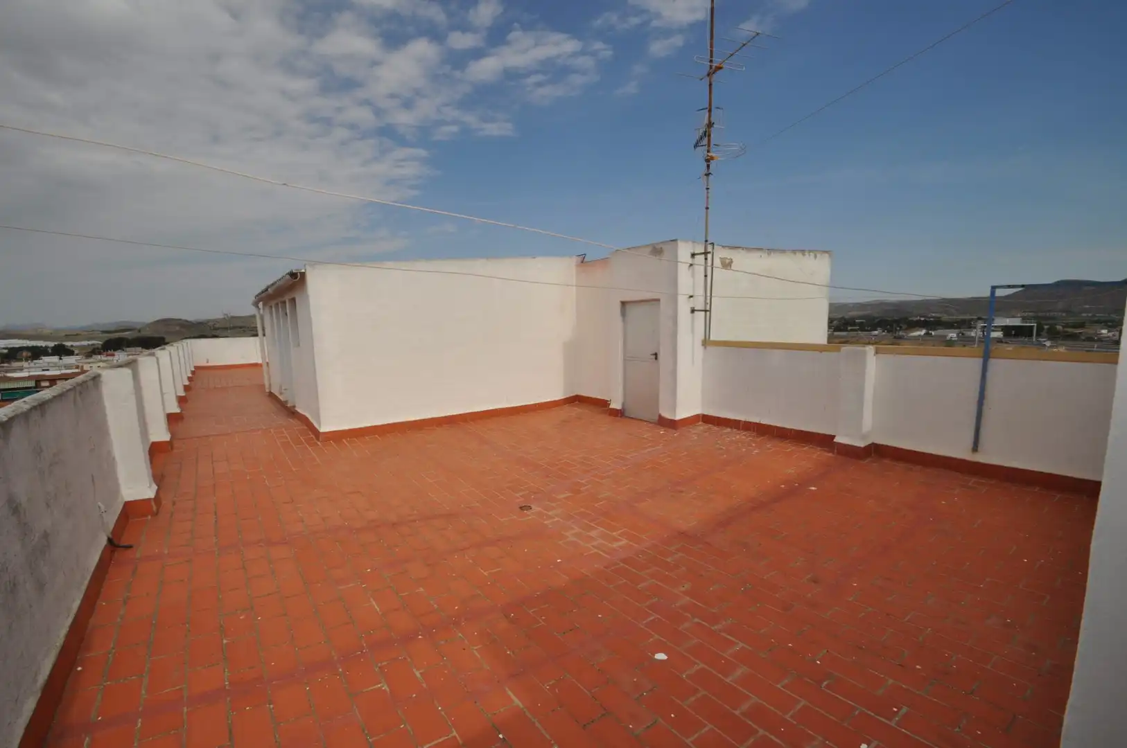 Terrassa de Apartament en venda en Villena amb Traster i Balcó