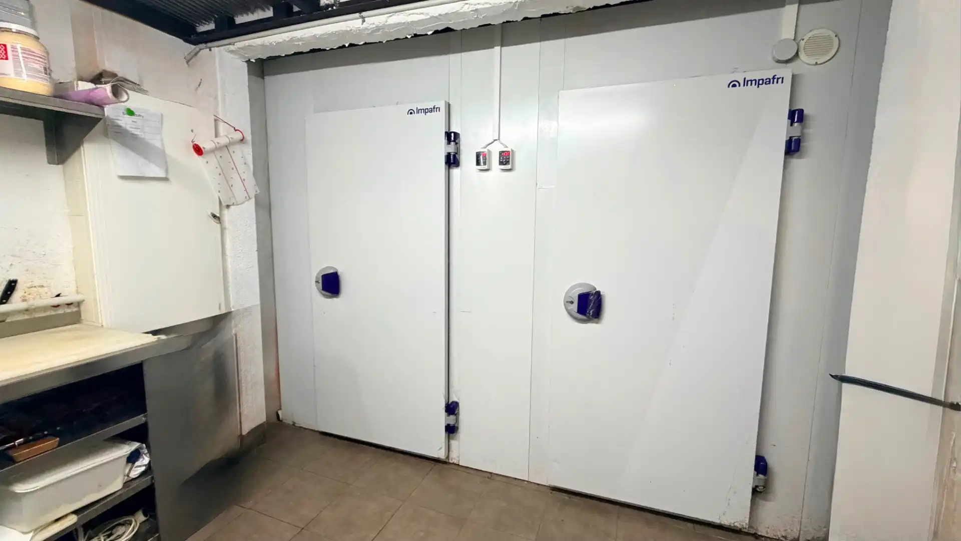 Business premises for transfer in Eixample, imagen 13