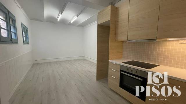 Oficina en Alquiler en Pous en Centre - Estació