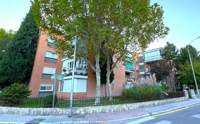 Exterior view of Flat for sale in  Madrid Capital  with Air Conditioner, Heating and Community pool