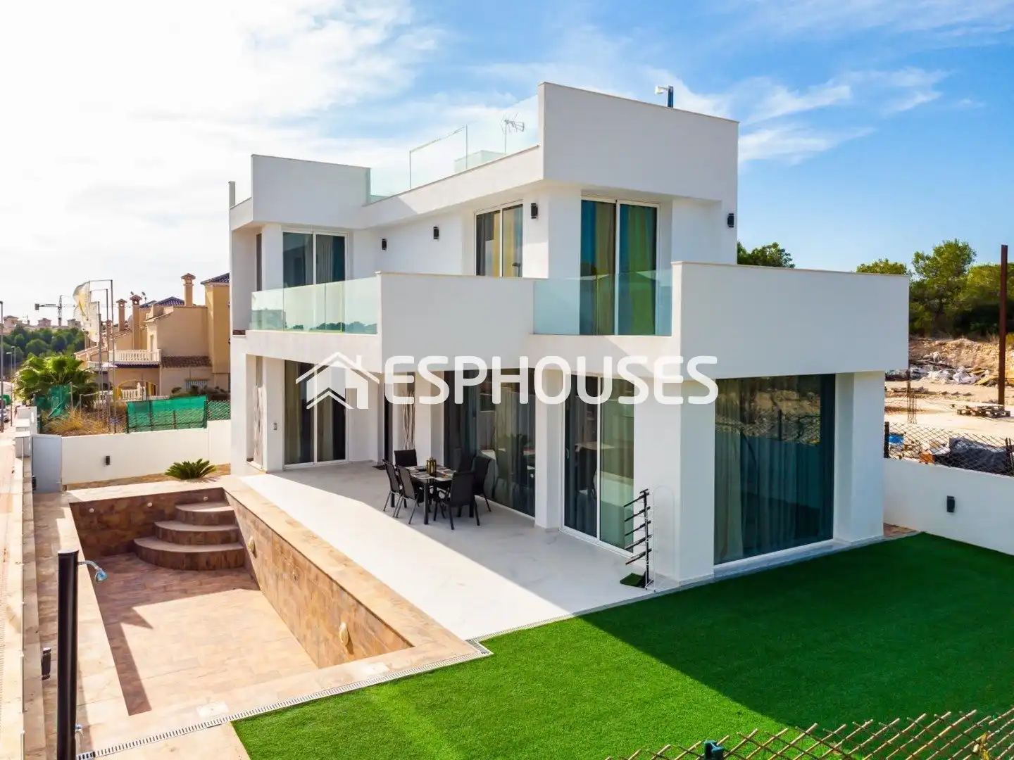 Chalet con terraza en venta en Orihuela Costa