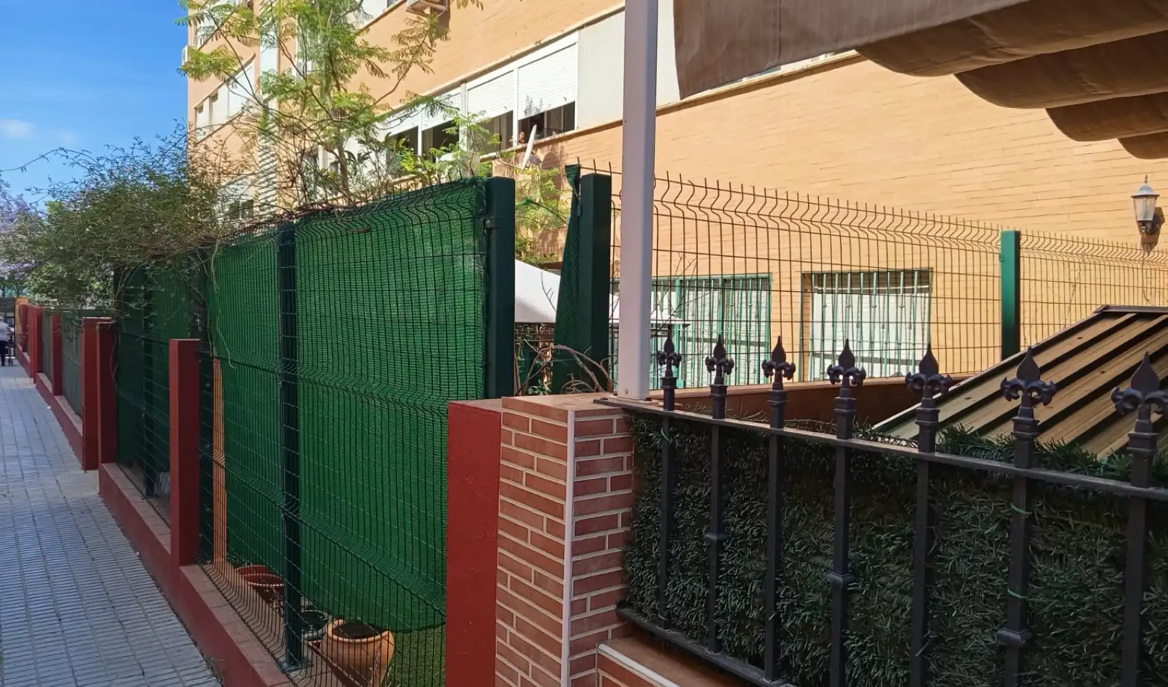 Exterior view of Flat for sale in La Rinconada