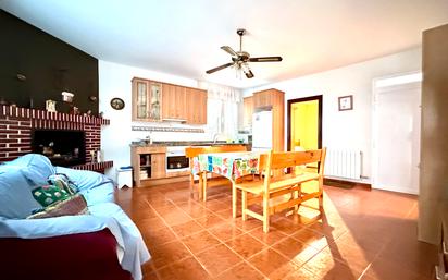 Kitchen of Single-family semi-detached for sale in Cirueña  with Terrace