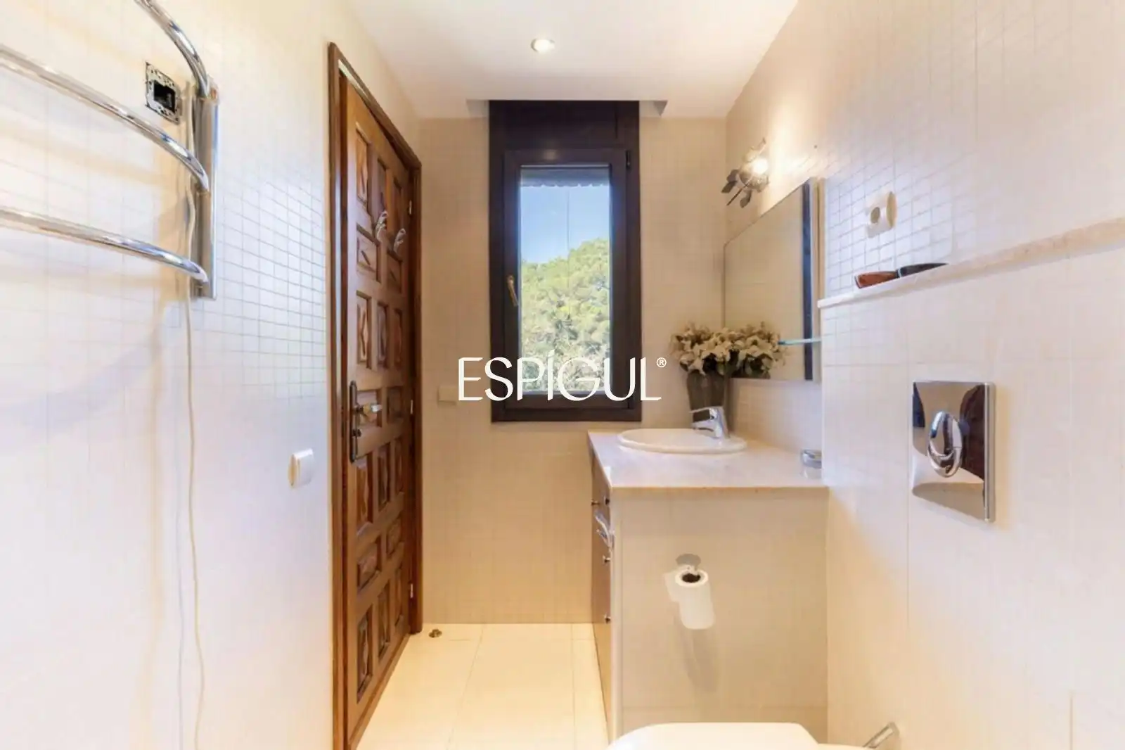 Baño de Casa o chalet de alquiler en Sant Cugat del Vallès con Aire acondicionado, Calefacción y Jardín privado