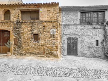 Maison rustique avec jardin à vendre à Plaça de les Voltes