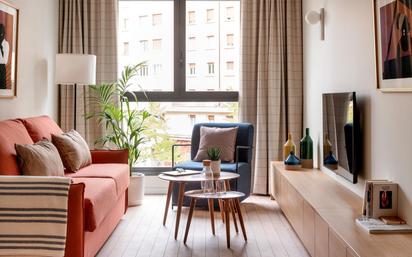 Sala d'estar de Apartament de lloguer en Vitoria - Gasteiz amb Aire condicionat i Terrassa