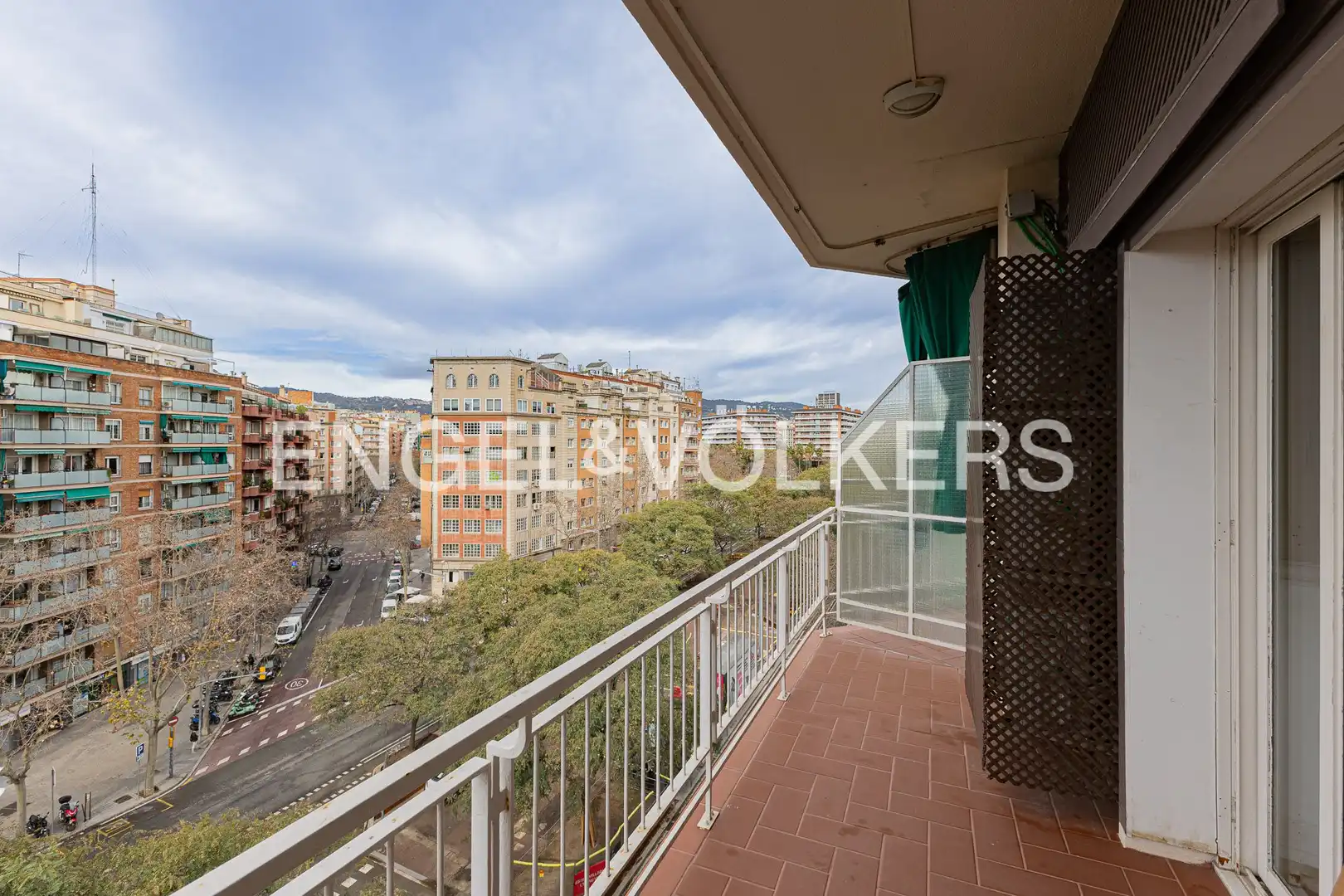 Exterior view of Flat for sale in Barcelona  with Air Conditioner, Heating and Parquet flooring