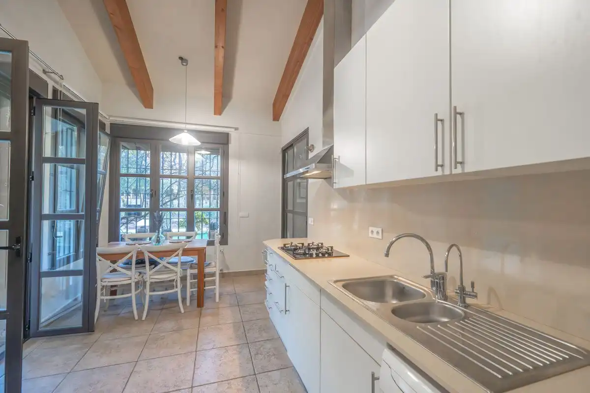 House with terrace for sale in Carrer Amedeo Modigliani, imagen 8