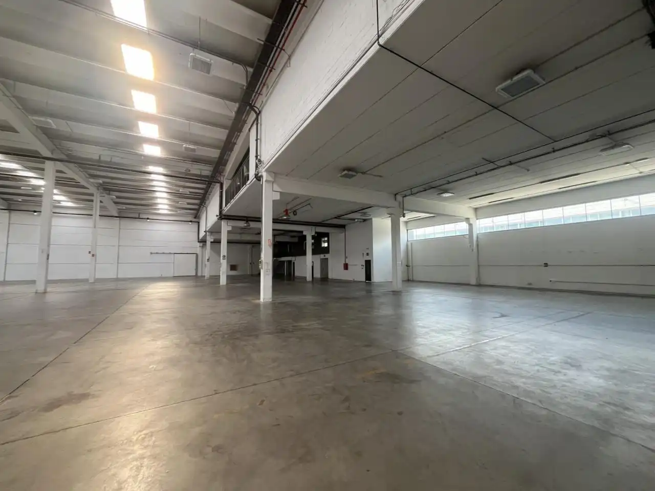 Fabrikhallen zur Miete in Llinars del Vallès