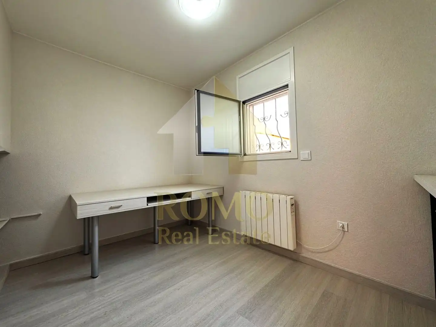 Adosado con terraza en venta en Carrer de l'Aneto, imagen 11
