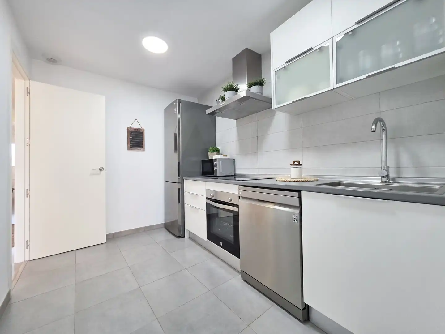 Flat with pool for sale in Calle Mónaco 4, imagen 13