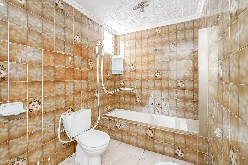 Badezimmer von Wohnung zum Verkauf in Elda