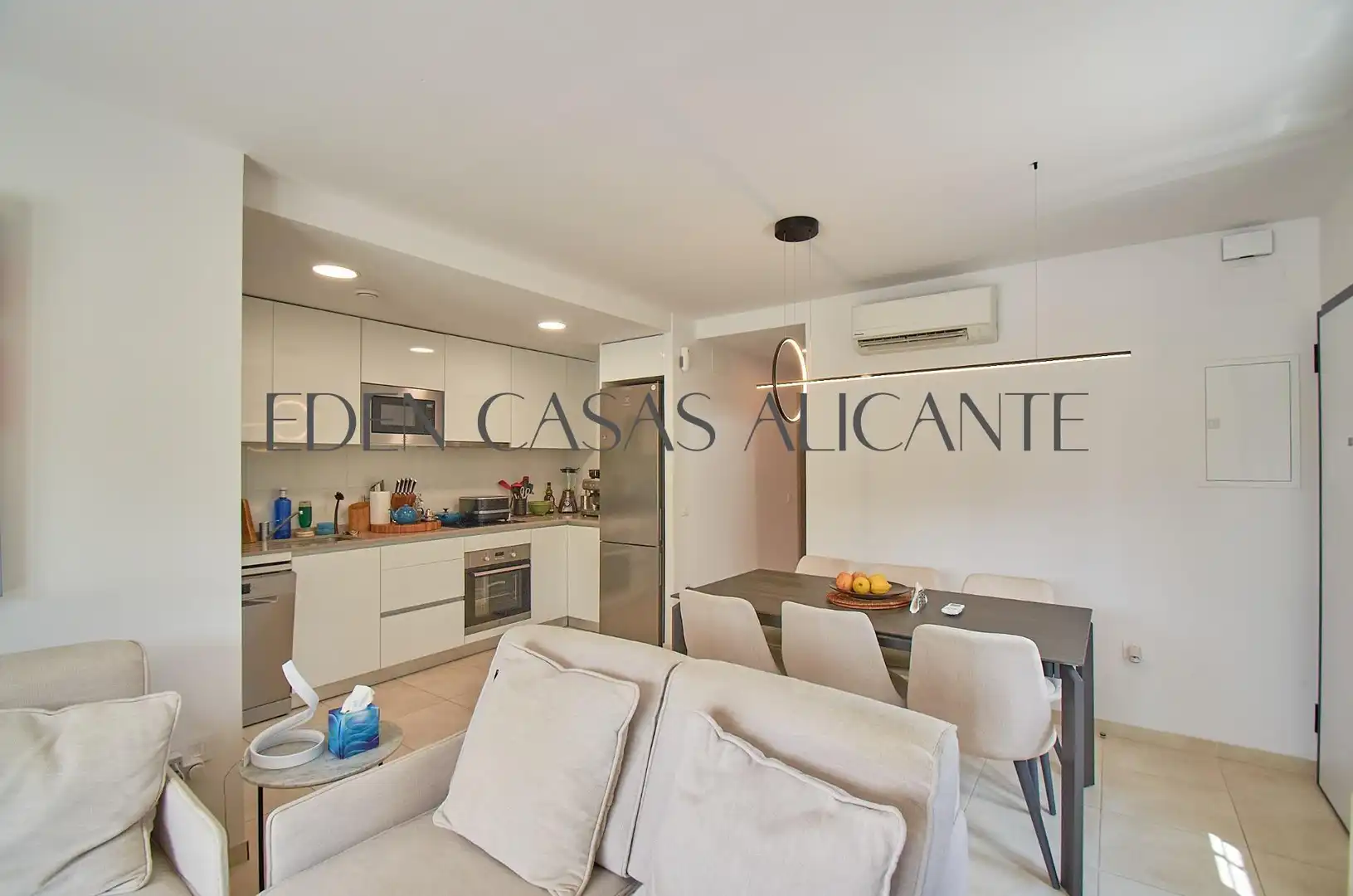 Cocina de Casa adosada en venta en Busot con Aire acondicionado, Calefacción y Jardín privado