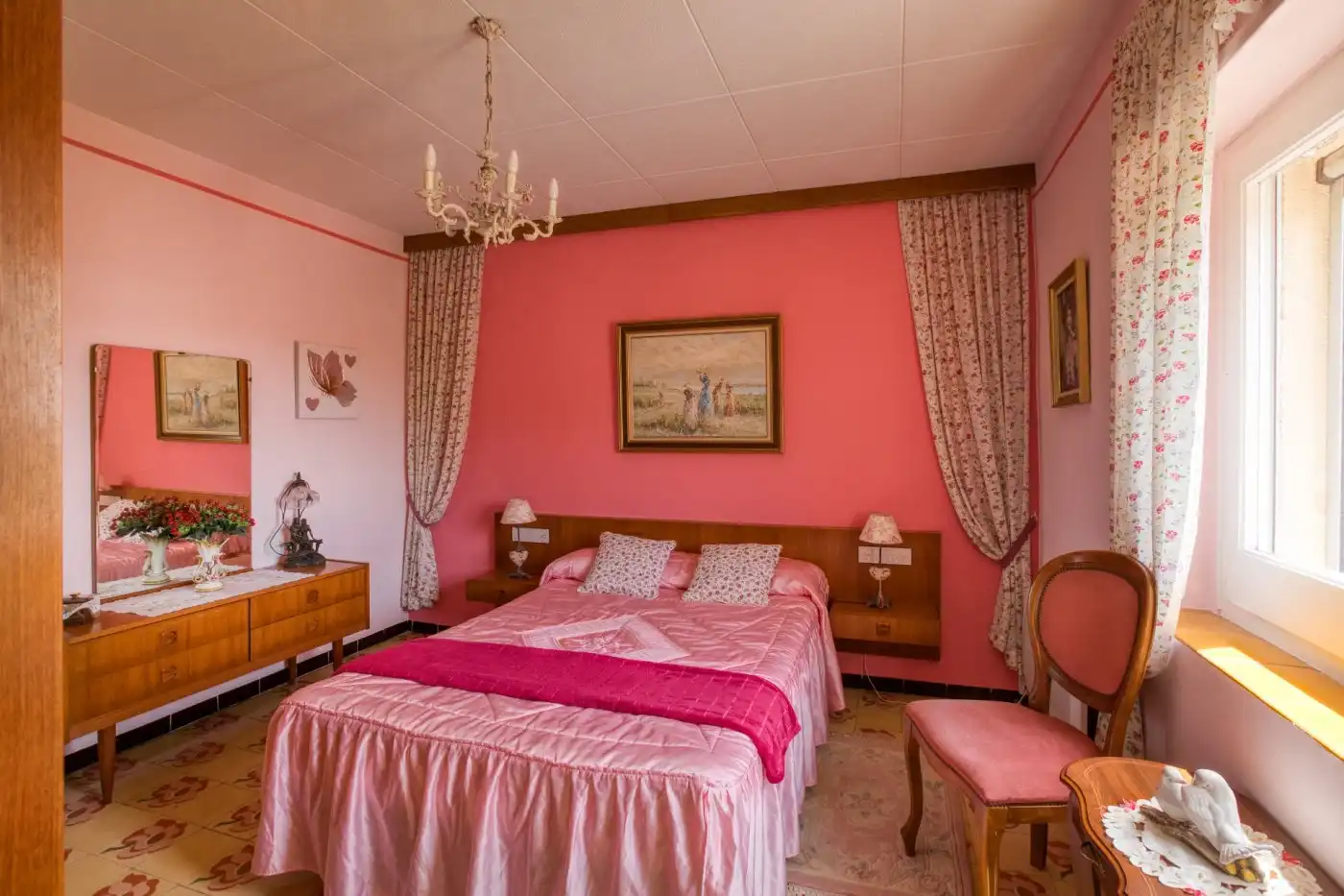 Schlafzimmer von Country house zum Verkauf in Sant Pere Pescador mit Privatgarten