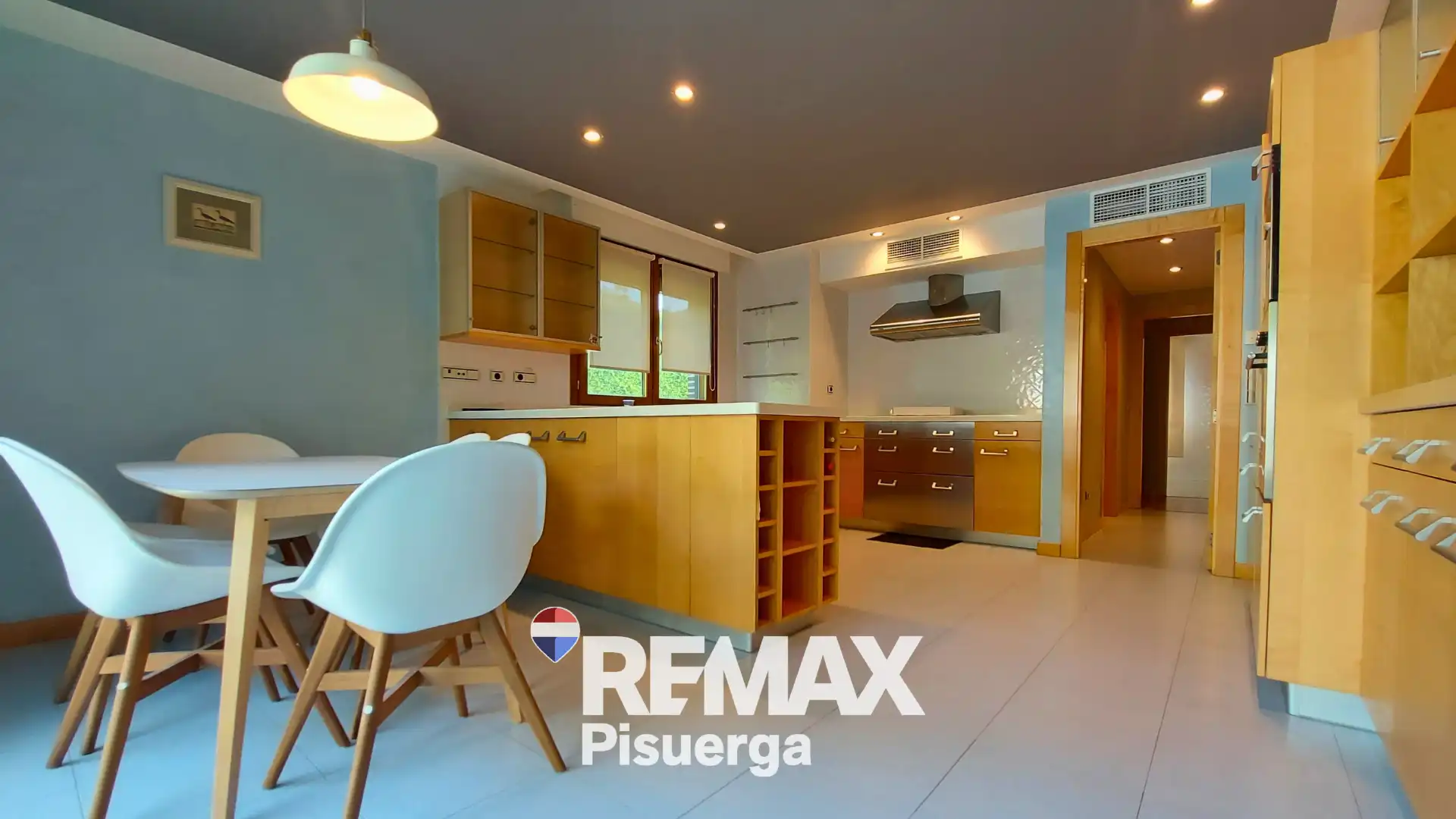 Vista exterior de Casa o xalet en venda en Boecillo amb Aire condicionat, Calefacció i Jardí privat