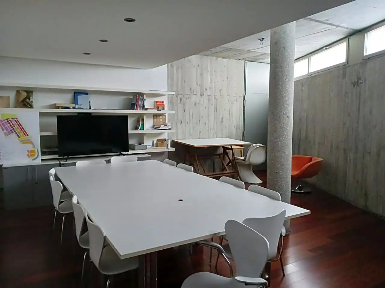 Esszimmer von Büro zur Miete in Madrid mit Klimaanlage und Heizung