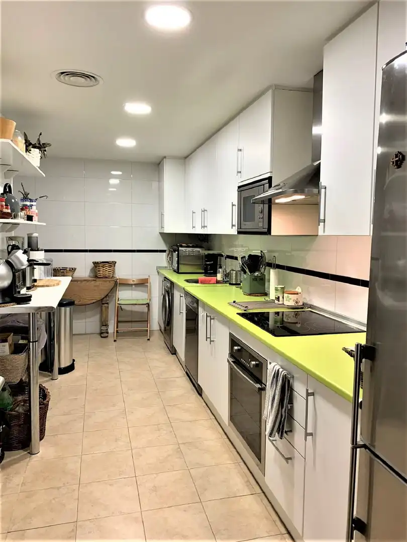 Apartment with pool for sale in Estepona Pueblo, imagen 4