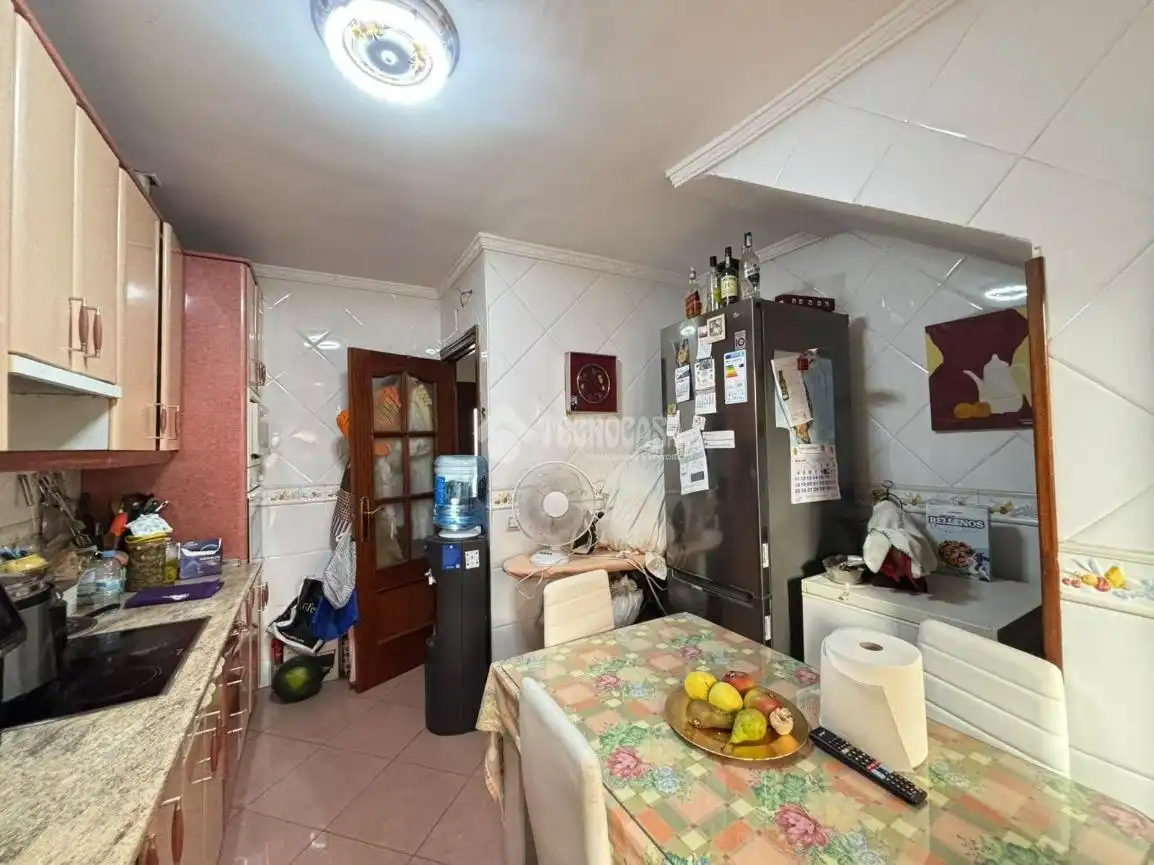 Casa aparellada en venda a Andújar, imagen 9