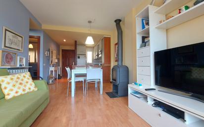 Living room of Flat for sale in Villamediana de Iregua  with Terrace and Swimming Pool