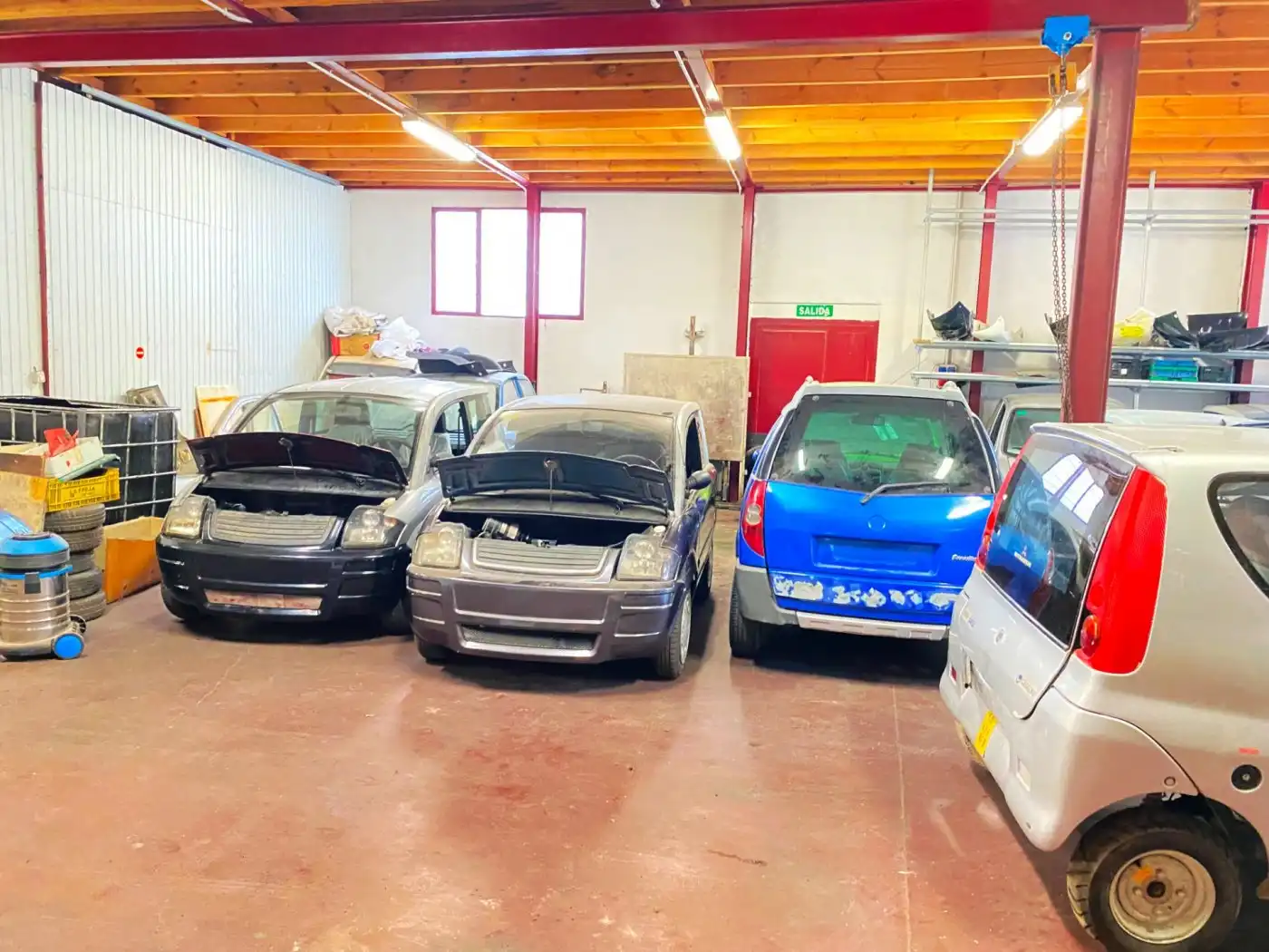 Aparcament de Nau industrial en venda en Murcia
