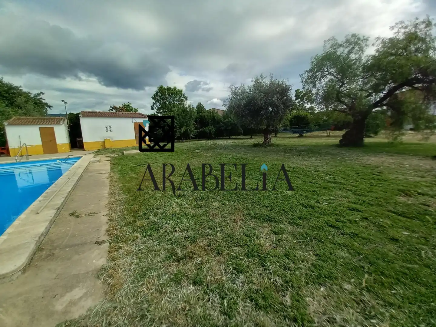 Houses for sale in Córdoba  with Air Conditioner, Heating and Private garden
