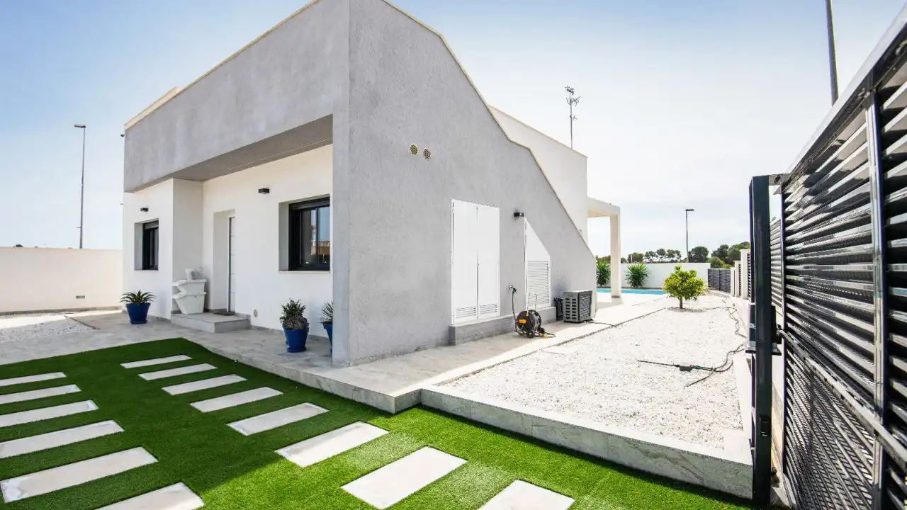 Vista exterior de Casa o chalet en venta en Pilar de la Horadada con Calefacción, Terraza y Piscina