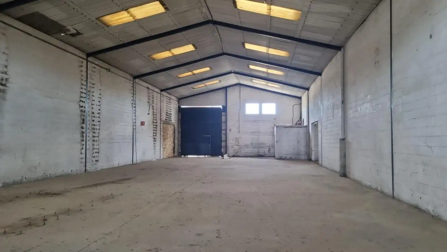Industrial buildings for rent in Alcalá de Guadaira